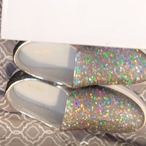 Never Worn SILVER/Multi Colored Aldo shoes (Too Small for Me)